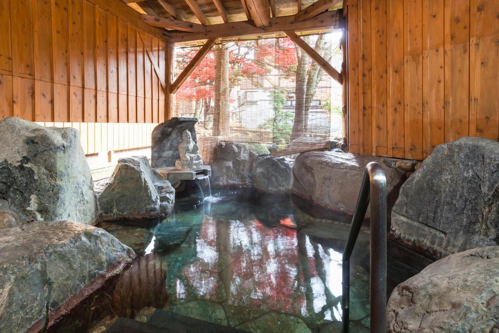 Mikunitoge Onsen Oyado Honjin Hotel Yuzawa  Exterior foto