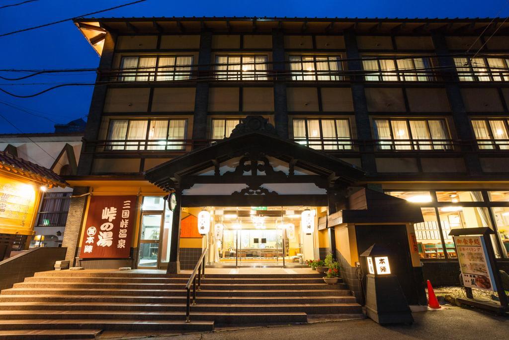 Mikunitoge Onsen Oyado Honjin Hotel Yuzawa  Exterior foto