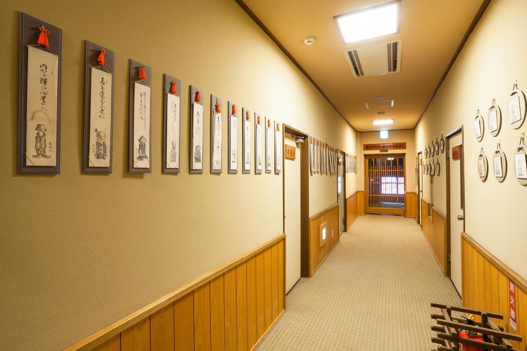 Mikunitoge Onsen Oyado Honjin Hotel Yuzawa  Exterior foto